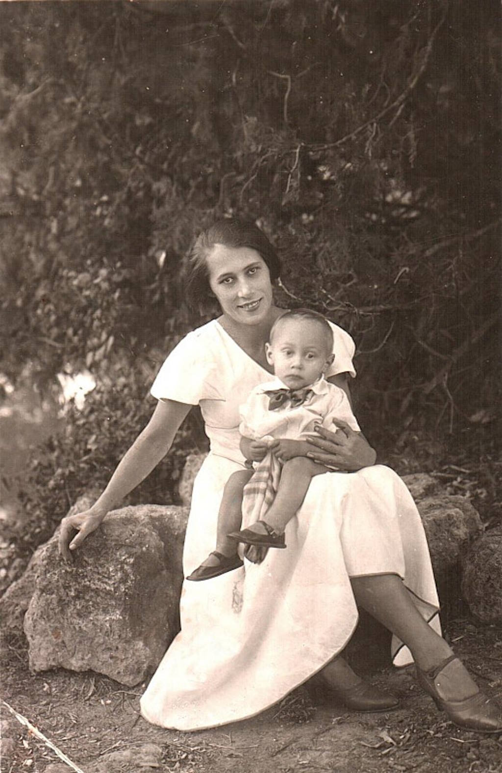 С мамой 1934